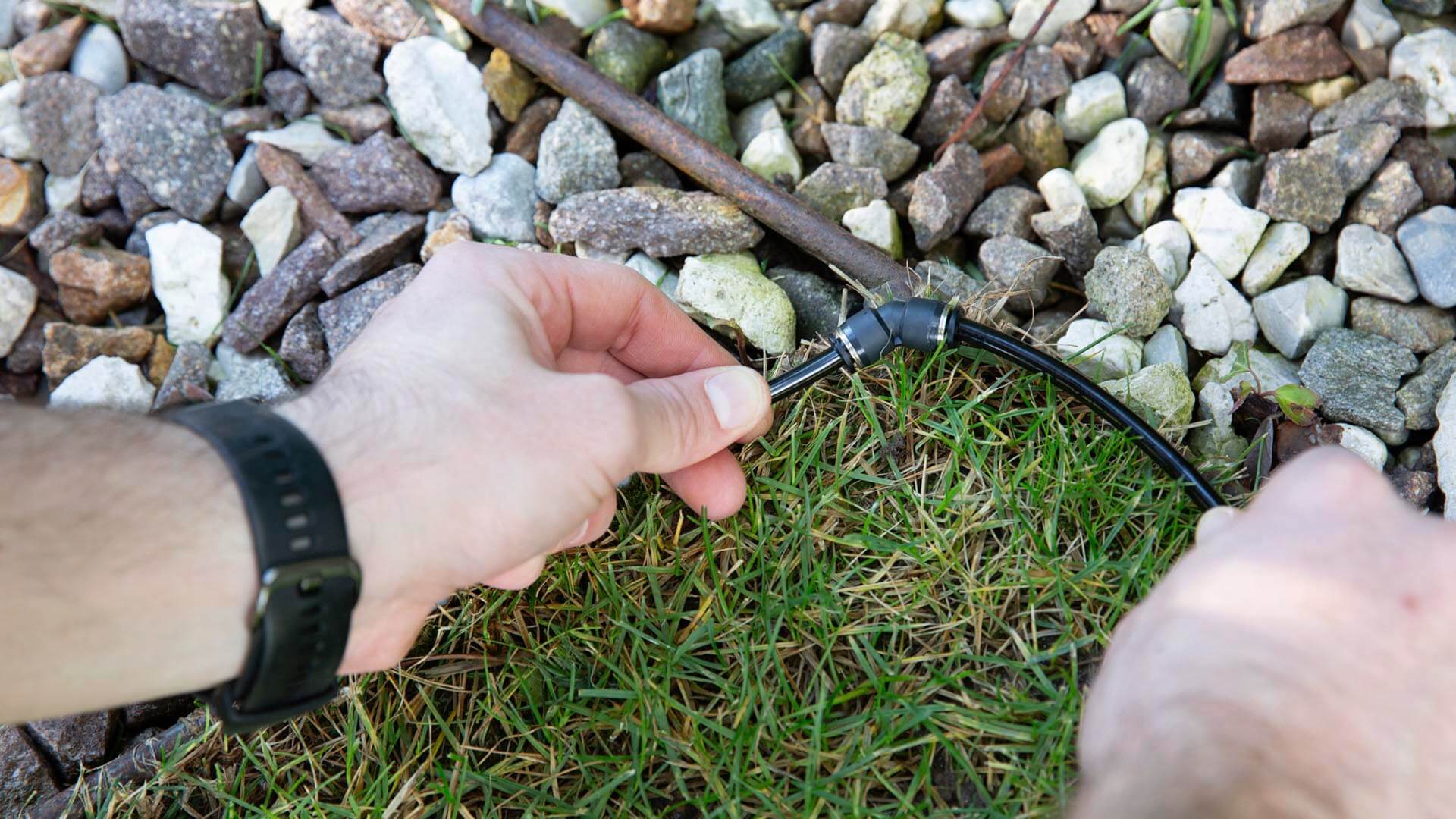 Schlauchanschluss 135° Ø 6 mm für Geyser