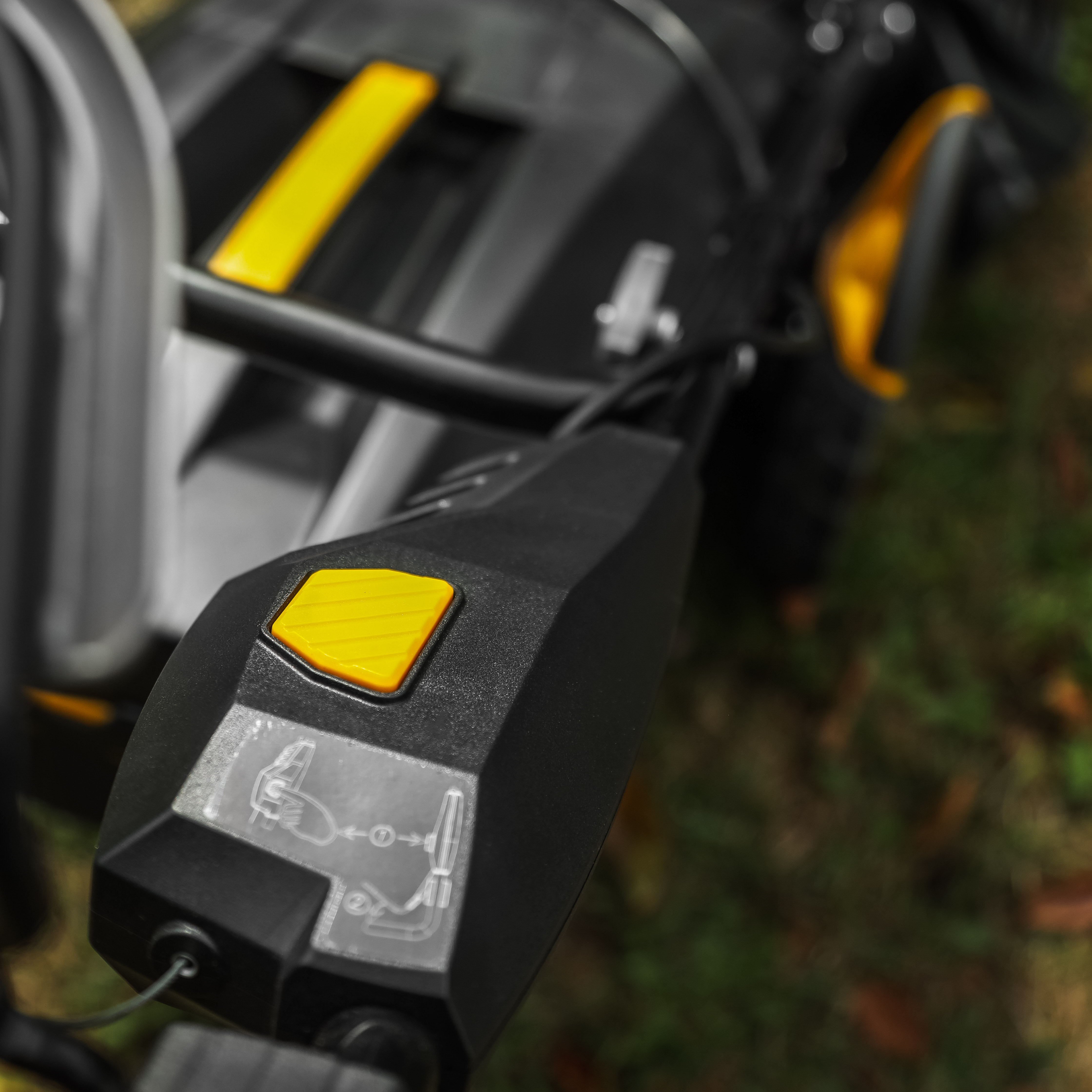 Texas Akku Rasenmäher - Razor 4640TR-Li inkl. 40 V / 2,5 Ah Akku und Standard Ladegerät