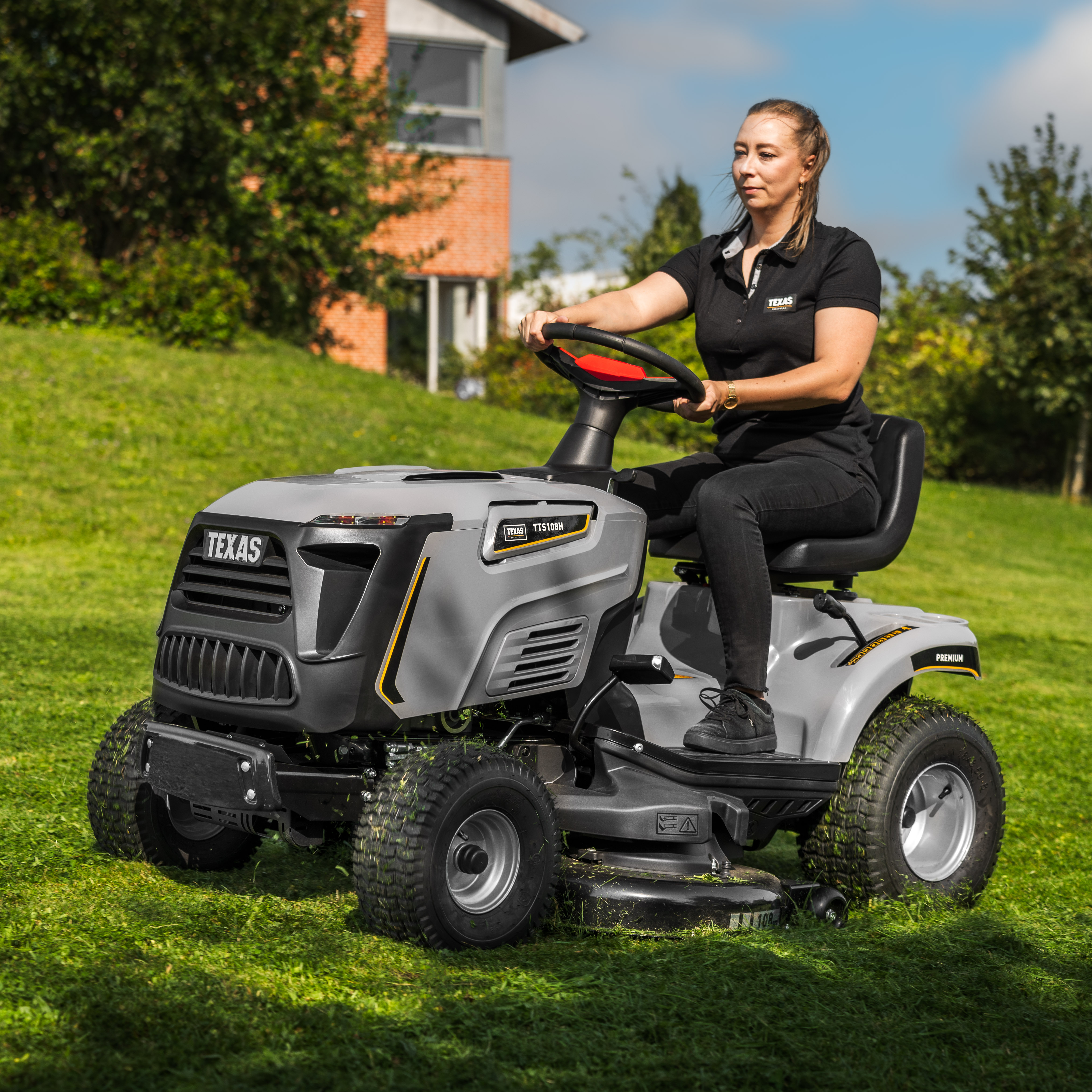Texas Rasentraktor / Aufsitzmäher - TTS108H